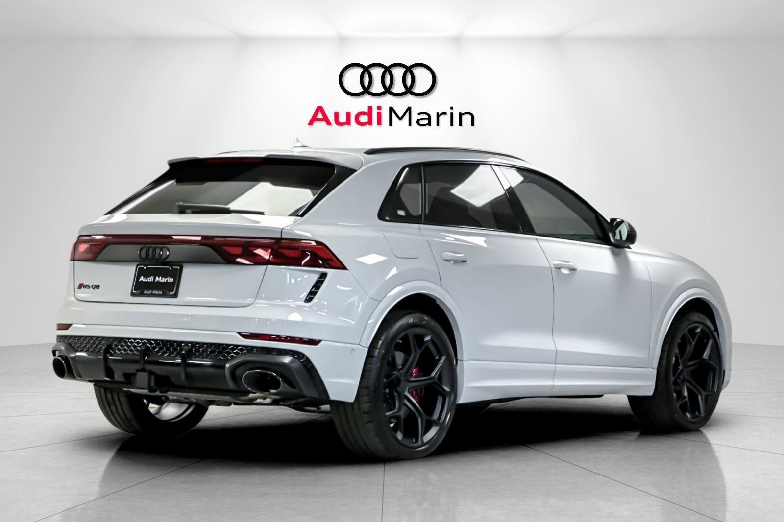 New 2026 Audi RS Q8 performance image 5