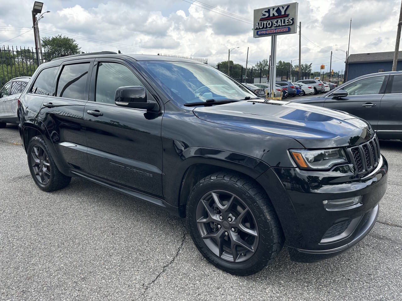 Used 2020 Jeep Grand Cherokee Limited X image 1