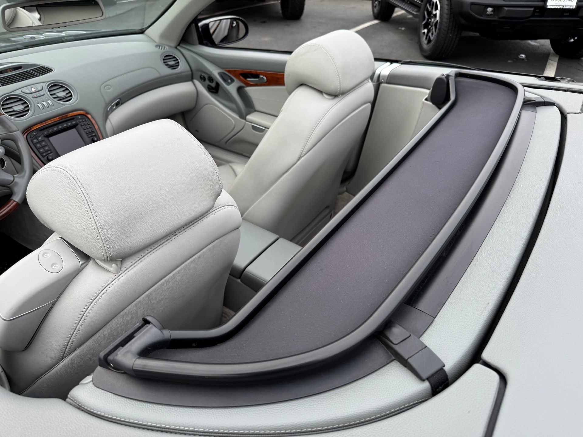 Used 2004 Mercedes-Benz SL 500 image 20