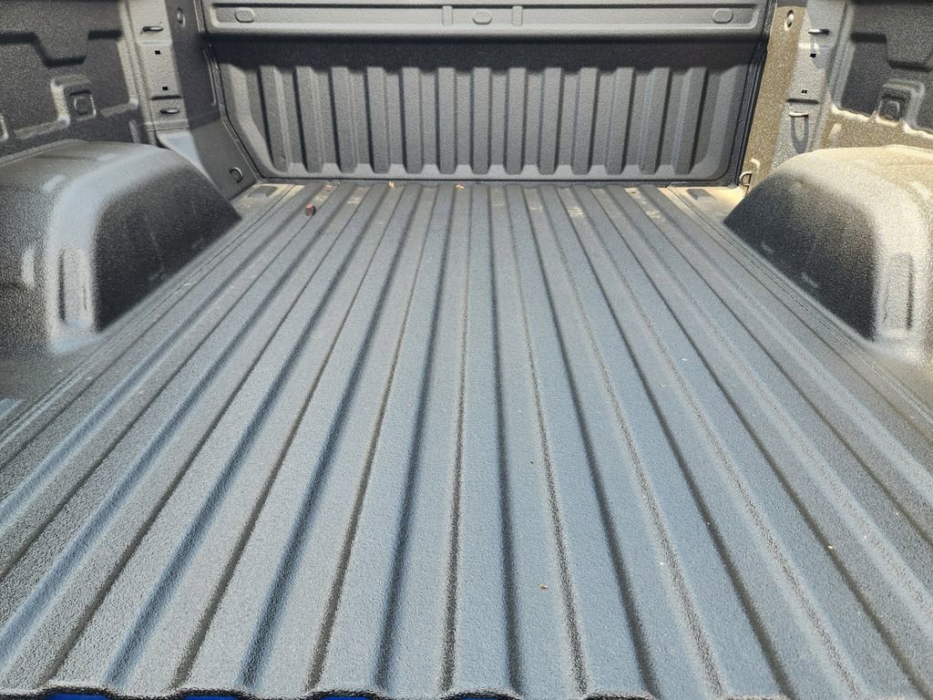 Certified 2025 Chevrolet Silverado 1500 LT image 29