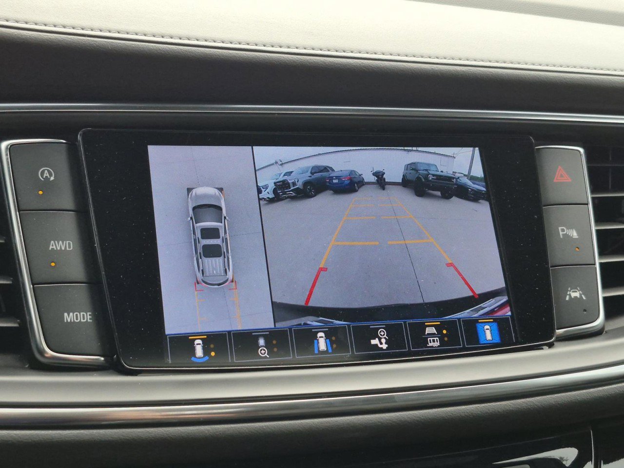 Used 2023 Buick Enclave Avenir w/ Avenir Technology Package AWD/4WD image 29