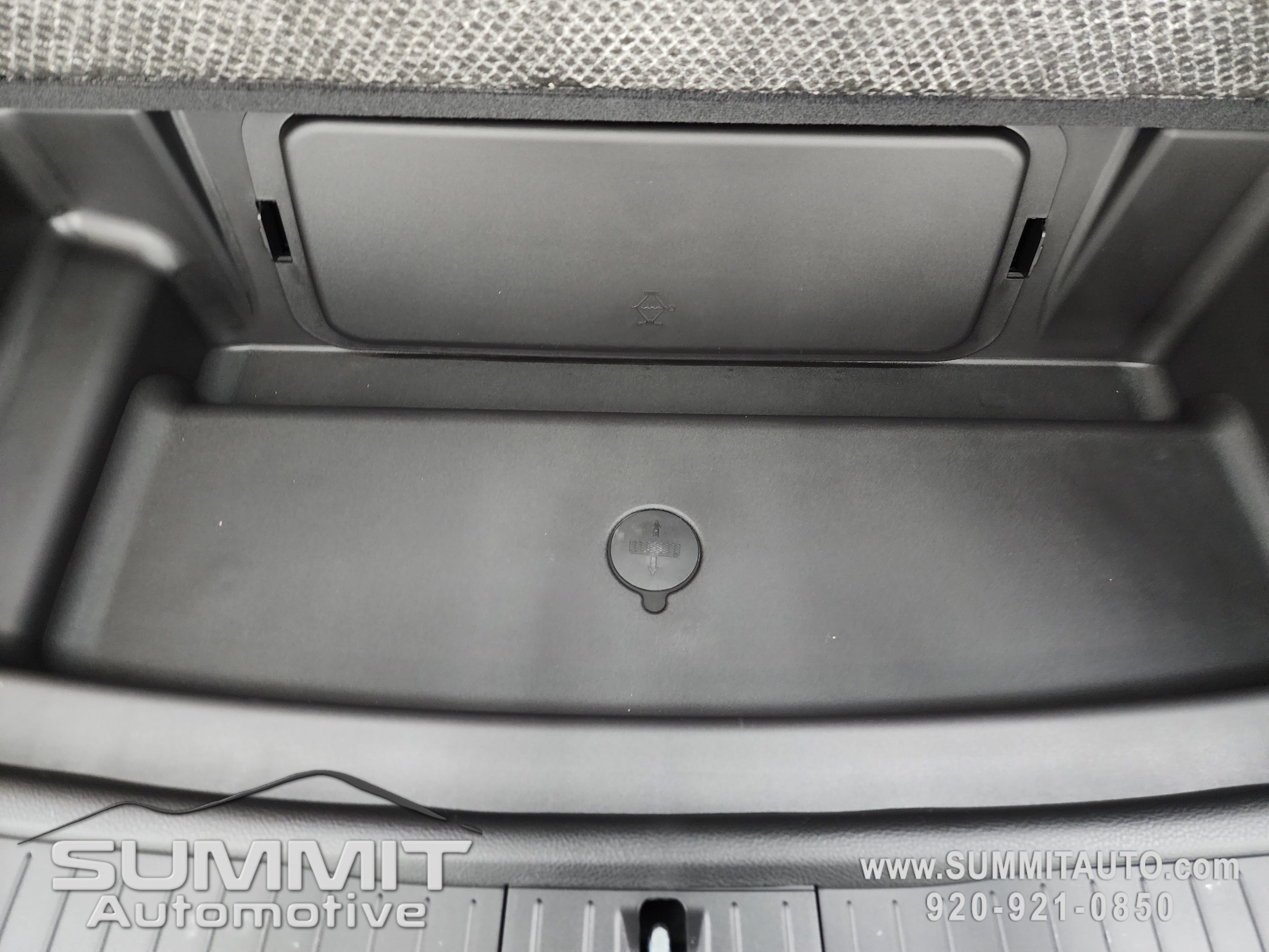 New 2025 Jeep Grand Cherokee L Limited w/ Trailer Tow Package image 27