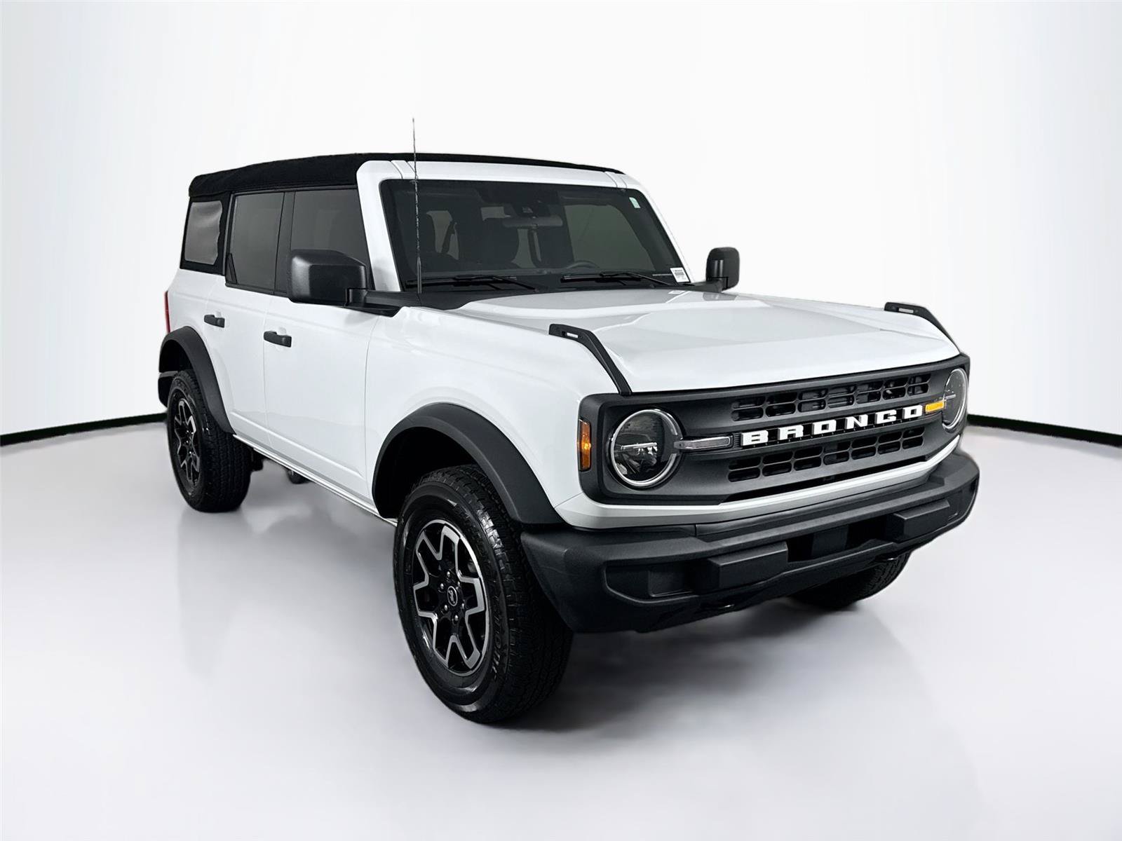 Used 2025 Ford Bronco 4-Door AWD/4WD image 7