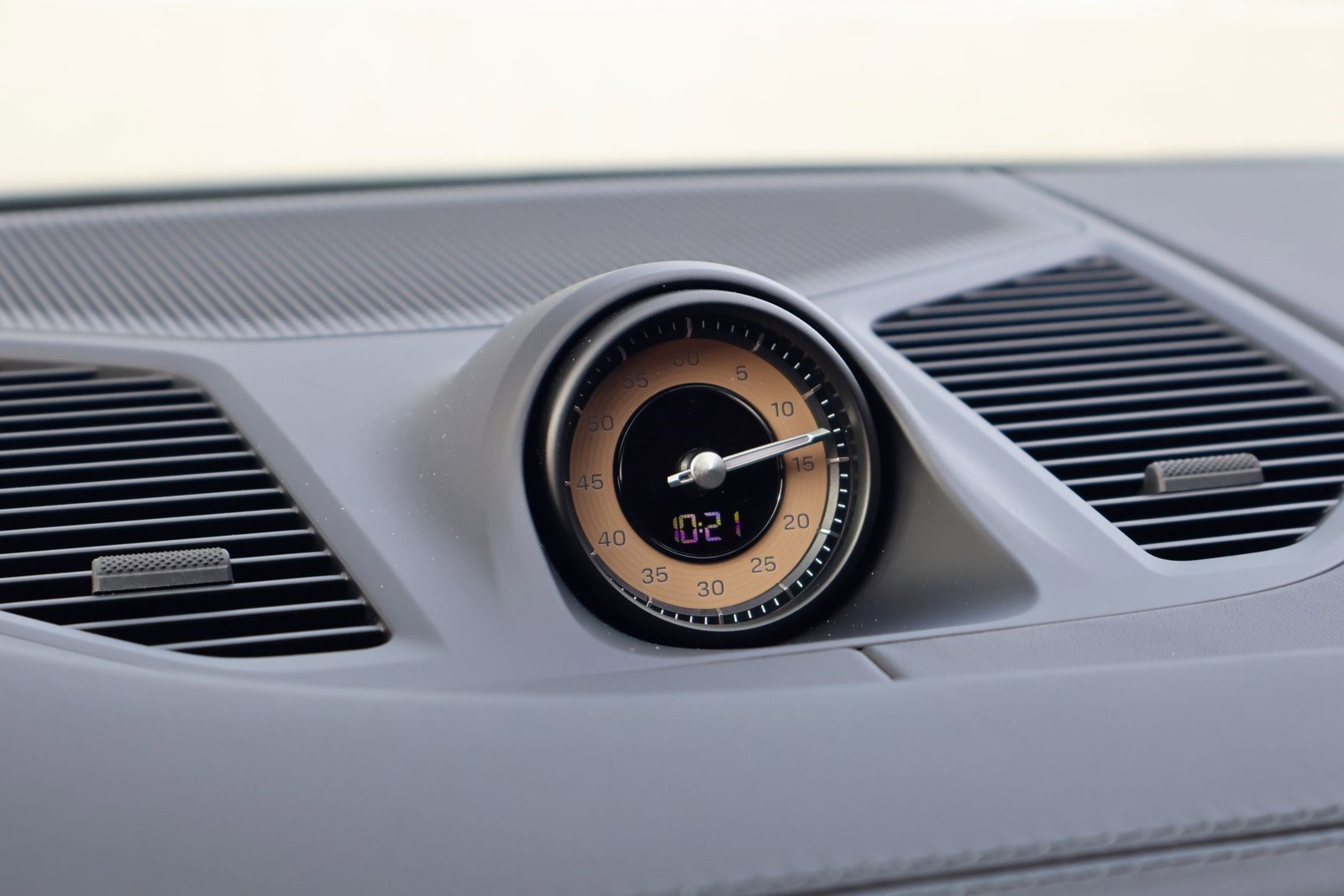 New 2026 Porsche Cayenne S image 21