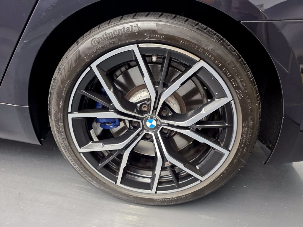 Used 2021 BMW M550i xDrive w/ Premium Package AWD/4WD image 17