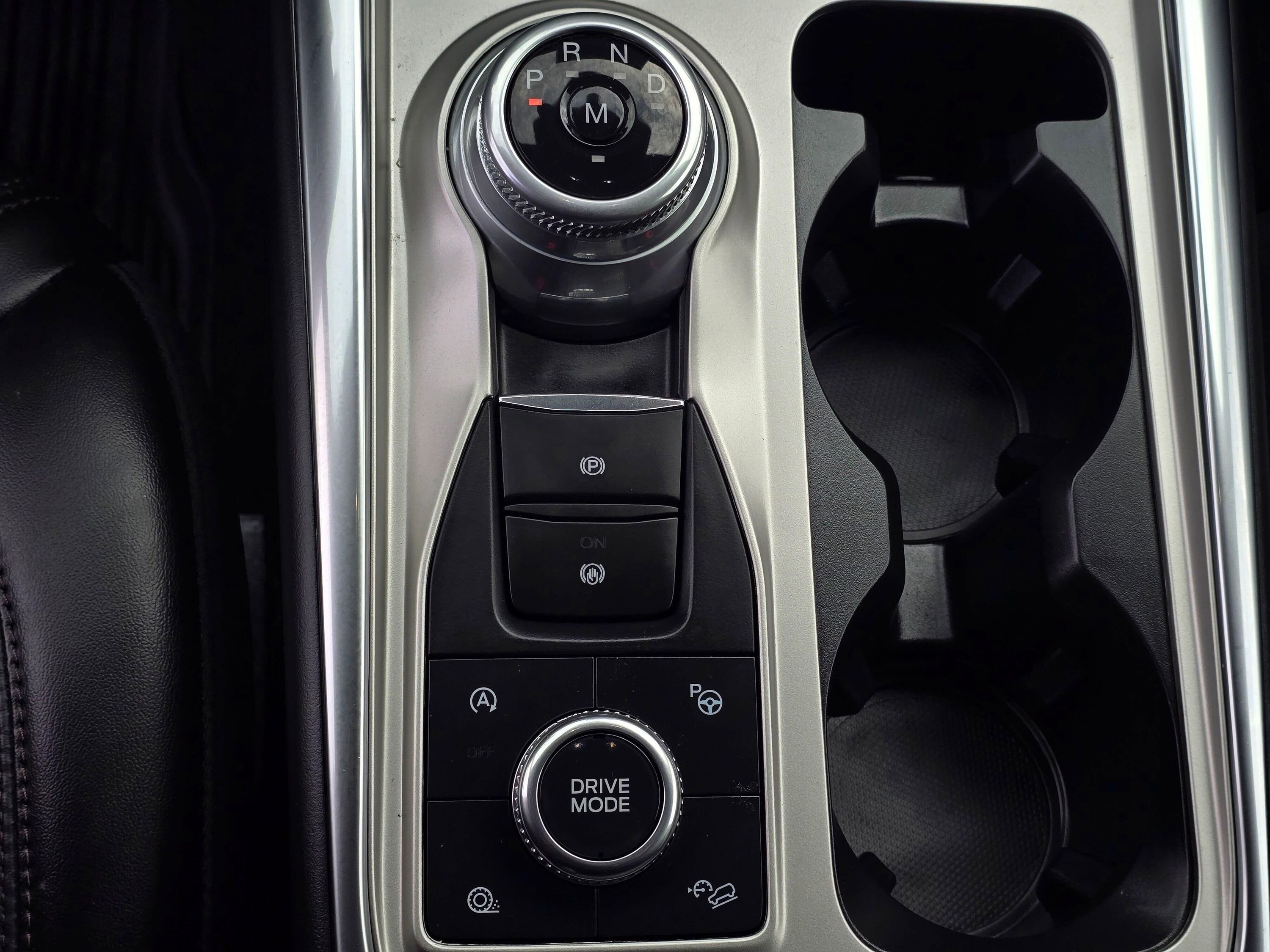 Used 2021 Ford Explorer Platinum w/ Equipment Group 601A image 17