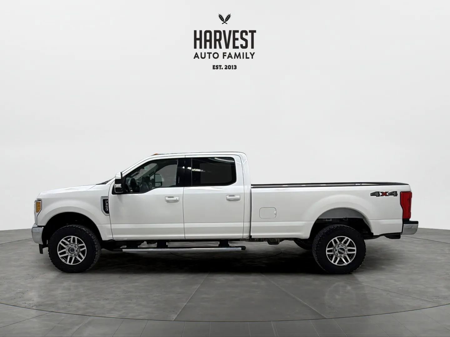 Used 2017 Ford F350 Lariat AWD/4WD image 2