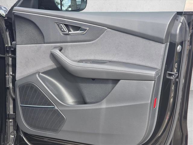 New 2026 Audi SQ8 Premium Plus image 11