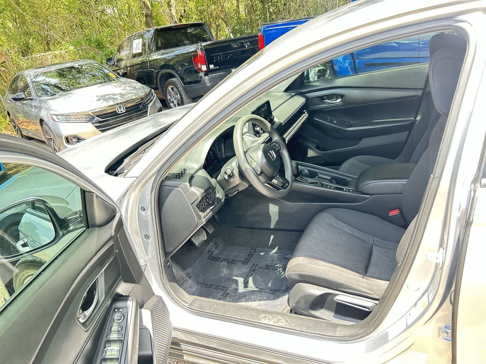 Certified 2025 Honda Accord LX image 10