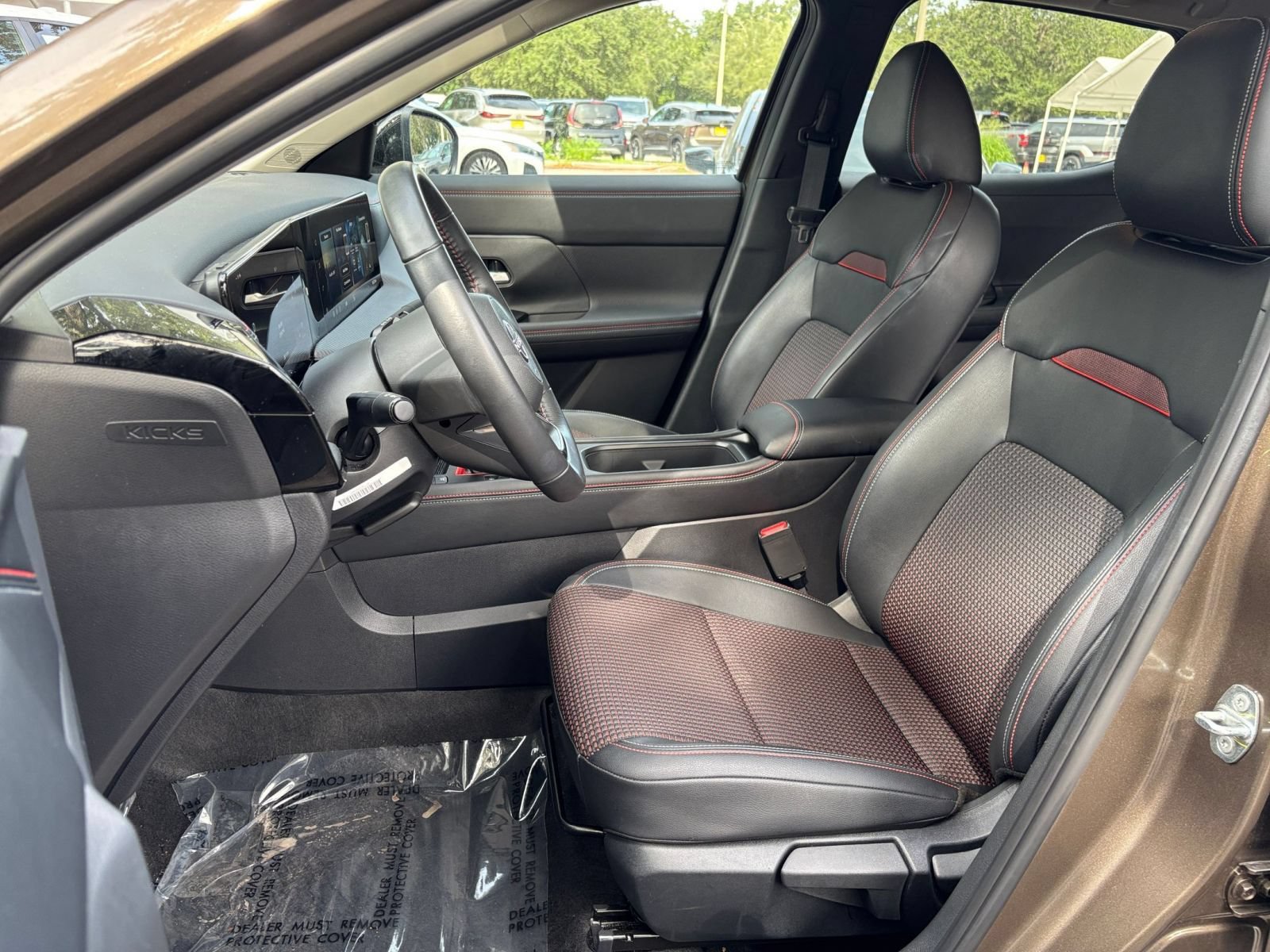 Used 2026 Nissan Kicks SR FWD image 25