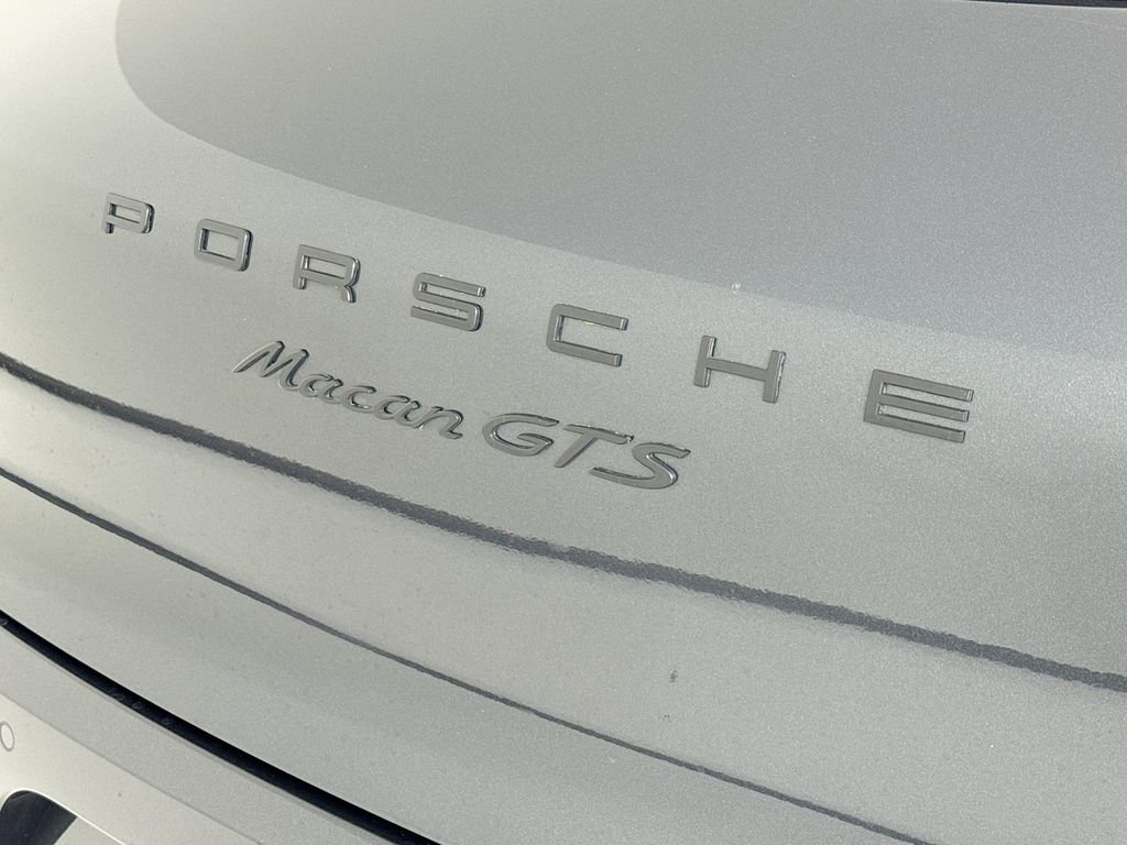 Certified 2017 Porsche Macan GTS AWD/4WD image 38