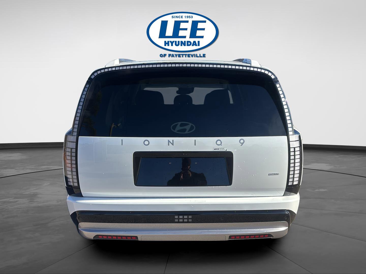 New 2026 Hyundai Ioniq 9 SEL image 5