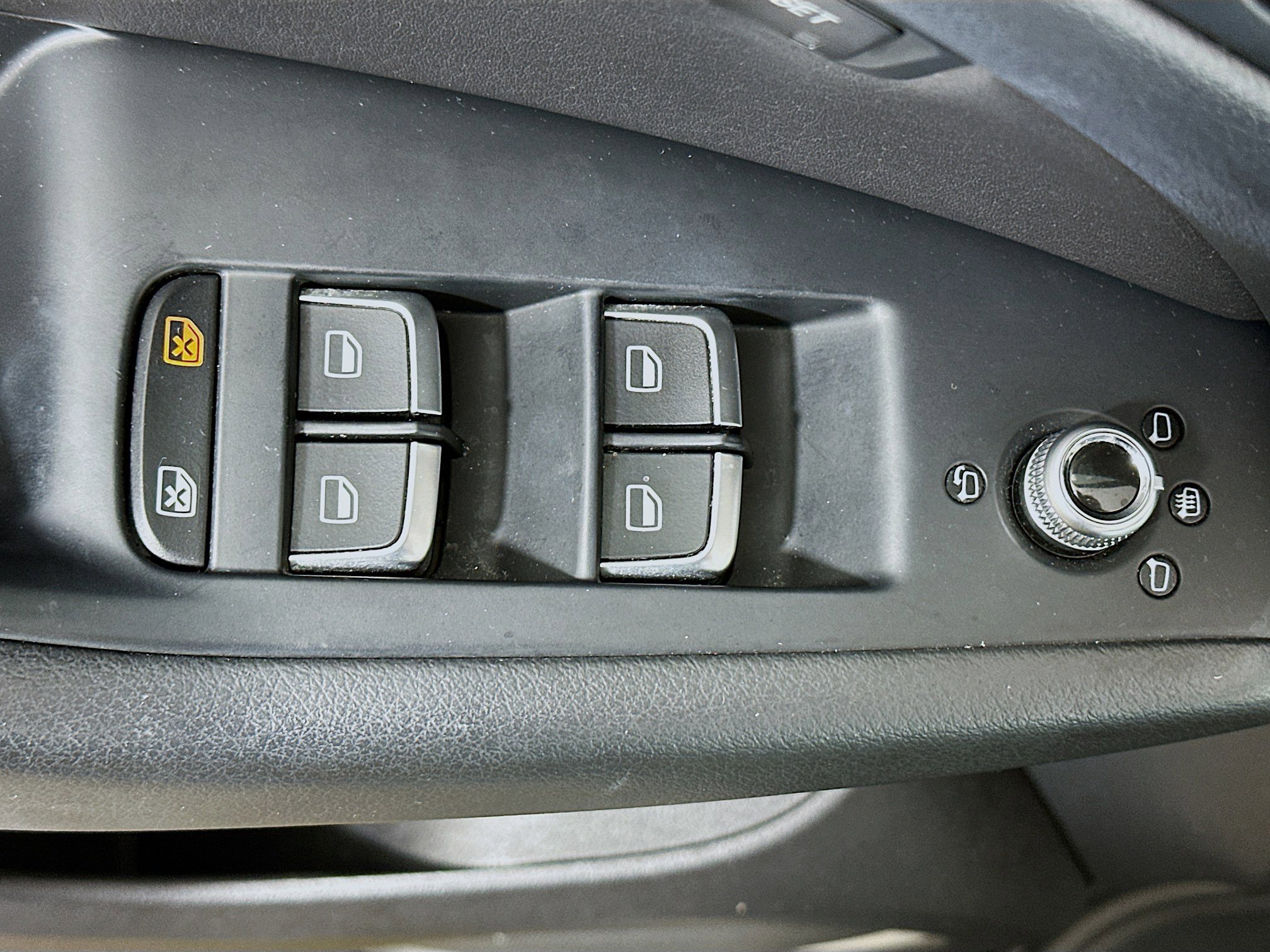 Used 2017 Audi Q5 2.0T Premium Plus w/ Technology Package image 15