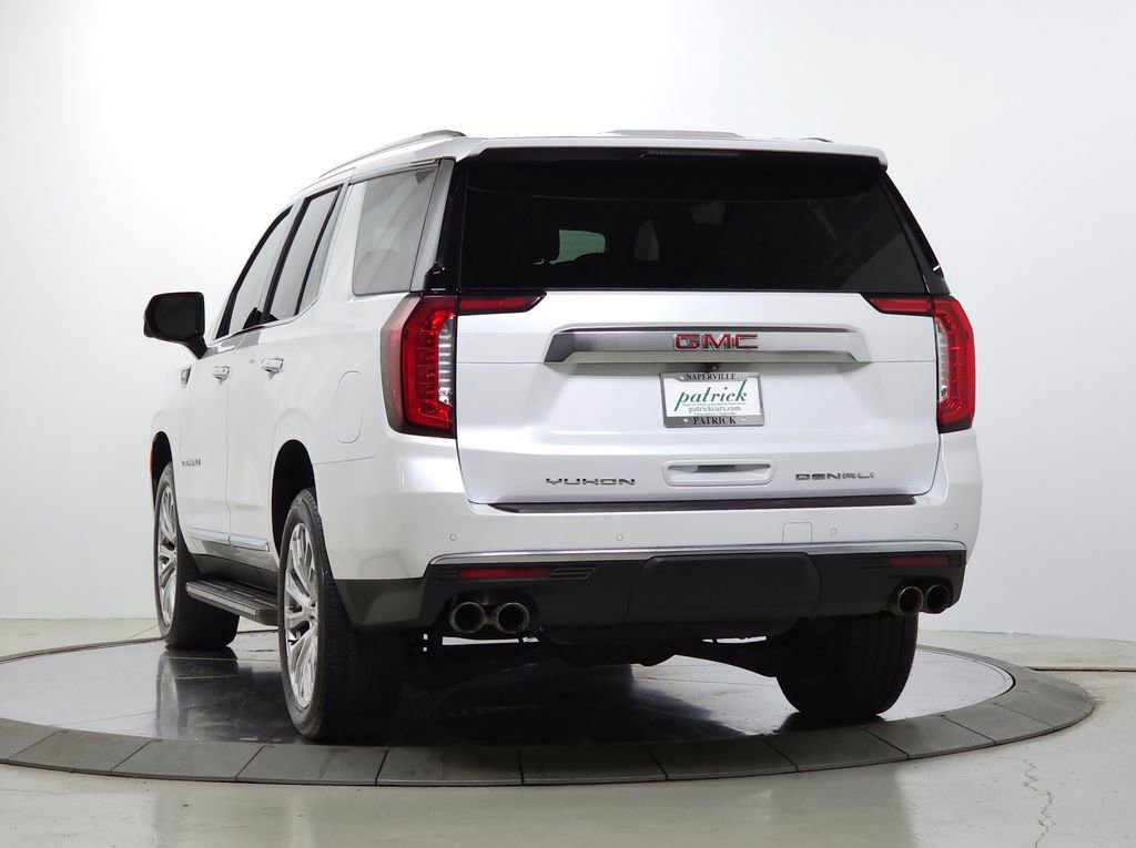 Used 2024 GMC Yukon Denali AWD/4WD image 3