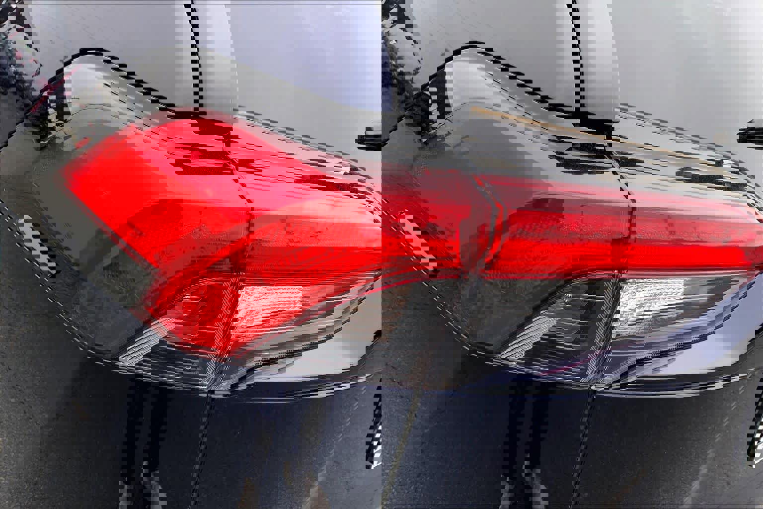 Used 2023 Toyota RAV4 XLE Premium FWD image 29