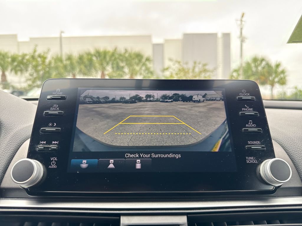 Used 2019 Honda Accord Sport image 17