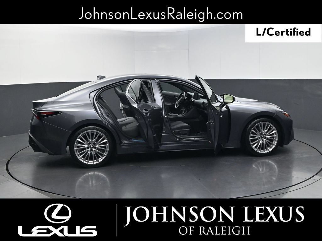 Certified 2025 Lexus IS 300 w/ Premium Package RWD image 32