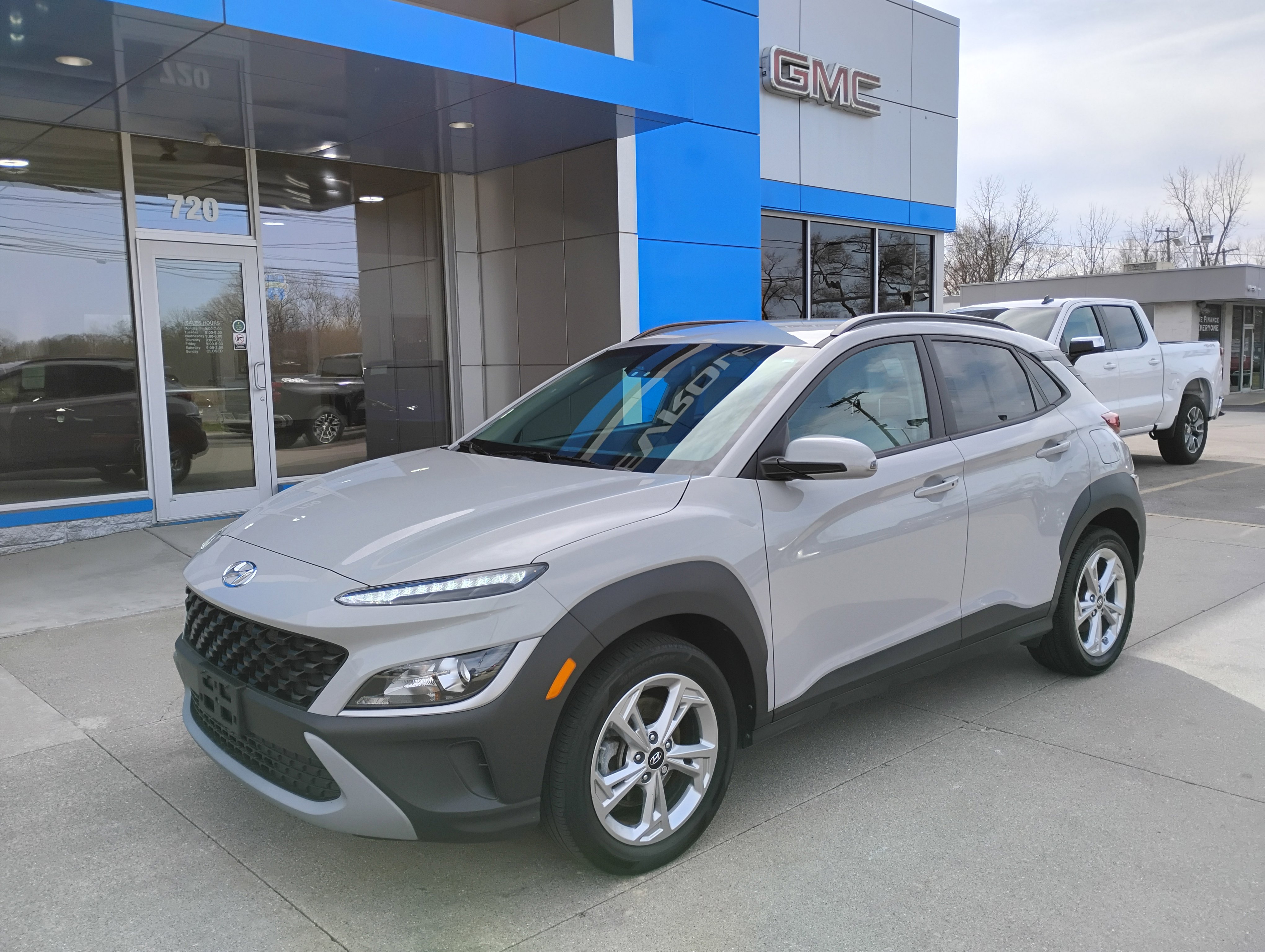 Used 2023 Hyundai Kona SEL w/ Cargo Package image 30