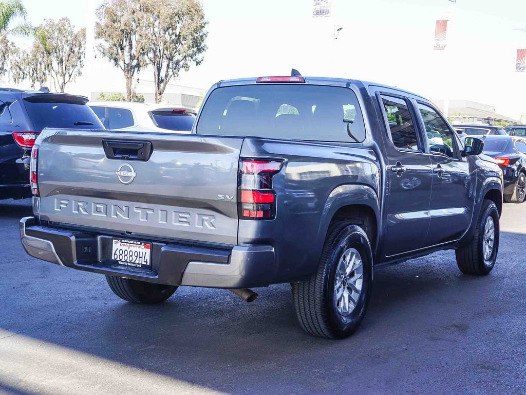 Used 2024 Nissan Frontier SV image 7