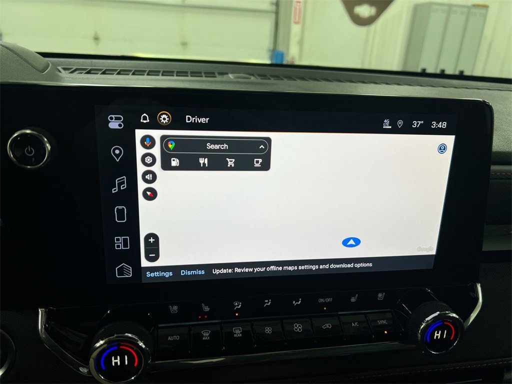 Used 2024 Chevrolet Colorado Z71 w/ Z71 Convenience Package 2 image 15