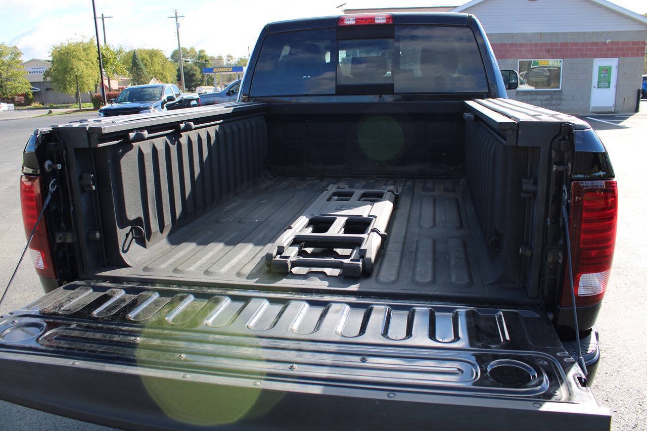 Used 2015 RAM 3500 Laramie w/ Black Appearance Group AWD/4WD image 12