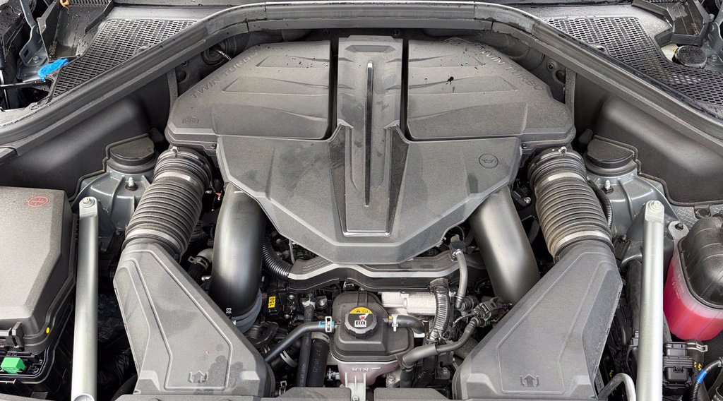 Certified 2025 Genesis GV80 3.5T e-SC AWD/4WD image 8