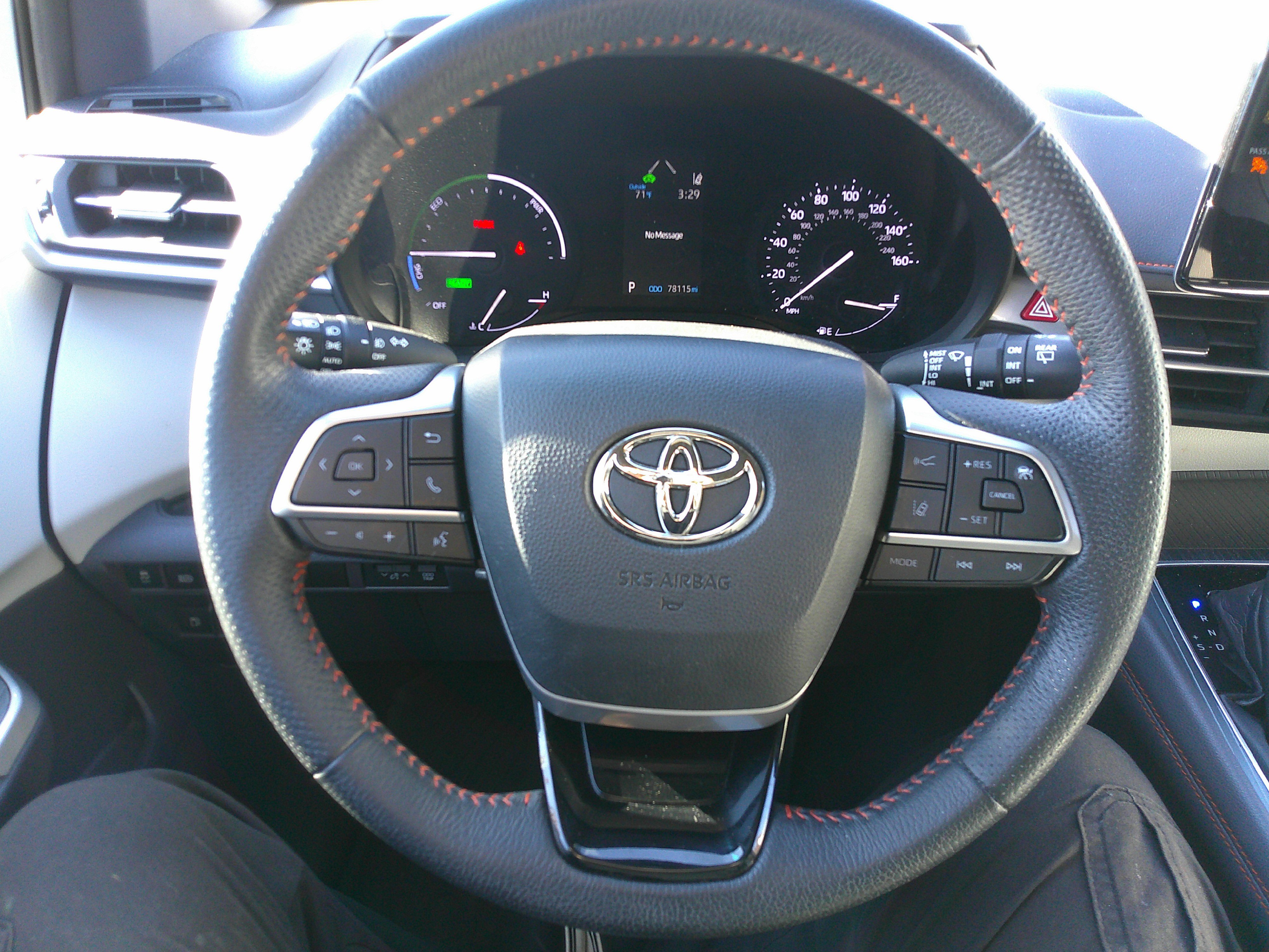 Used 2021 Toyota Sienna XSE image 19