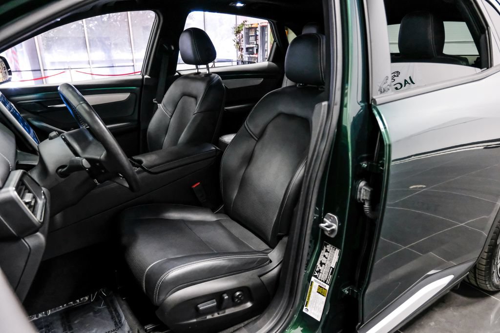 Used 2023 VinFast VF 8 Plus AWD/4WD image 25