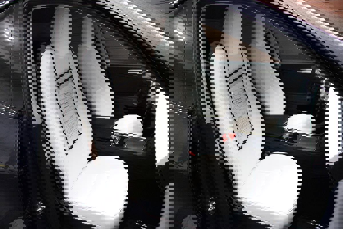 Used 2023 Tesla Model Y Long Range image 11