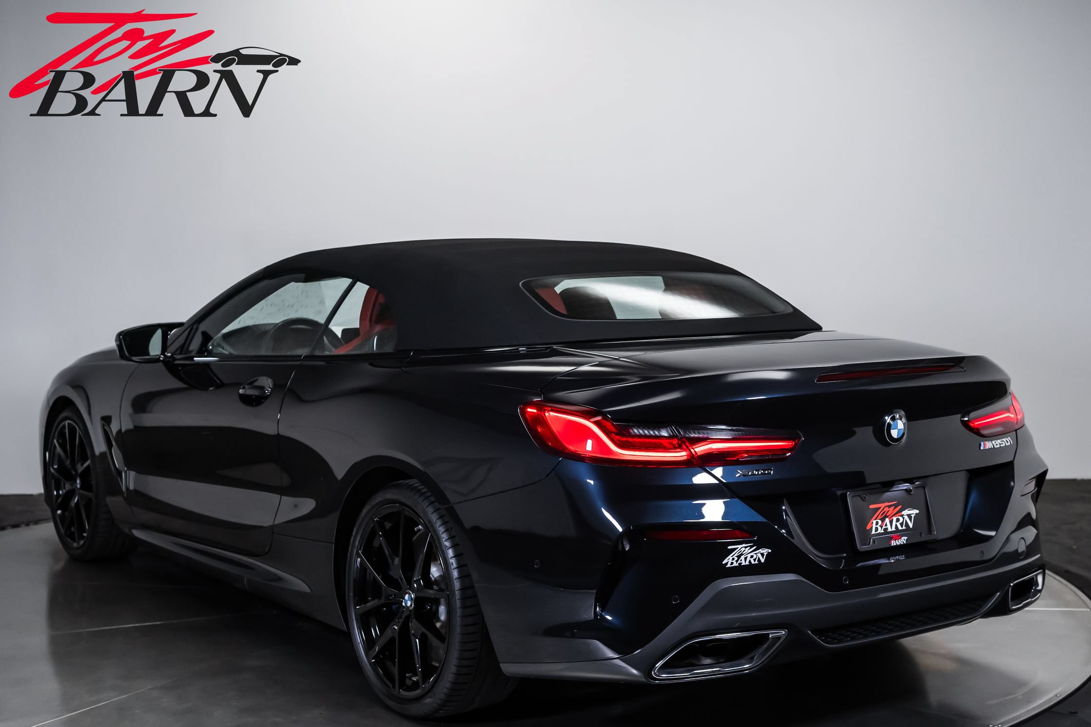 Used 2023 BMW M850i xDrive Convertible AWD/4WD image 11
