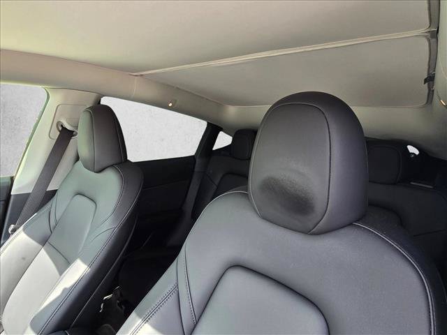 Used 2025 Tesla Model Y Long Range AWD/4WD image 13