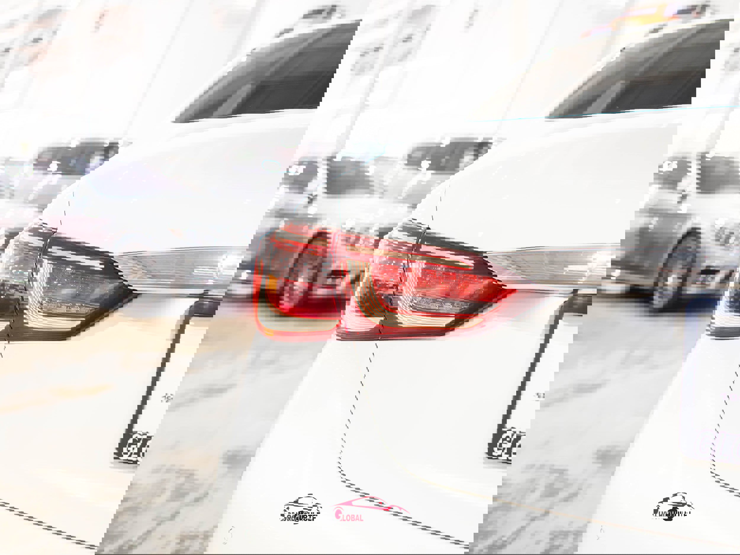 Used 2018 INFINITI Q50 Luxe w/ Sensory Package (Luxe) image 46