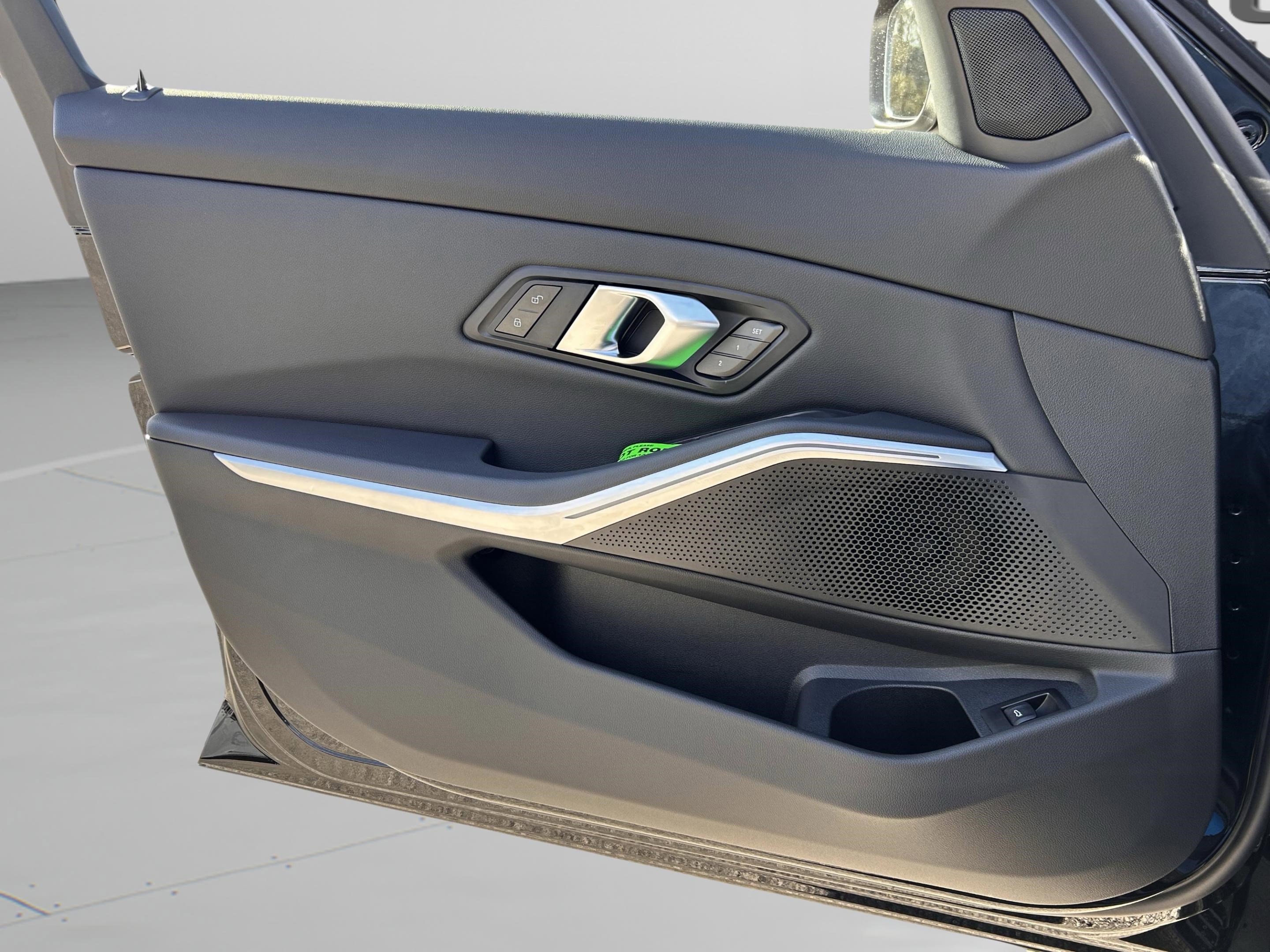 Used 2026 BMW 330i Sedan w/ Convenience Package image 19