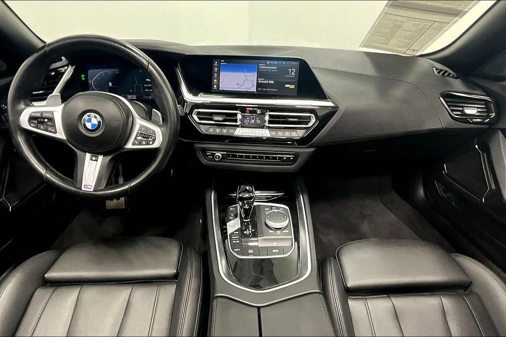 Certified 2025 BMW Z4 sDrive30i image 18
