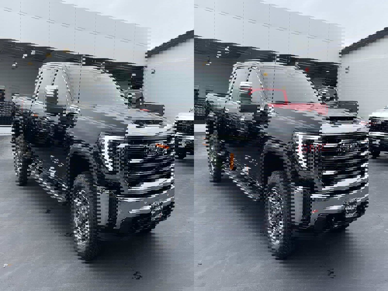 New 2026 GMC Sierra 3500 SLT w/ SLT Premium Package image 3