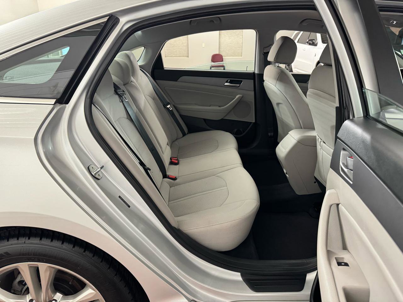 Used 2018 Hyundai Sonata SEL FWD image 30