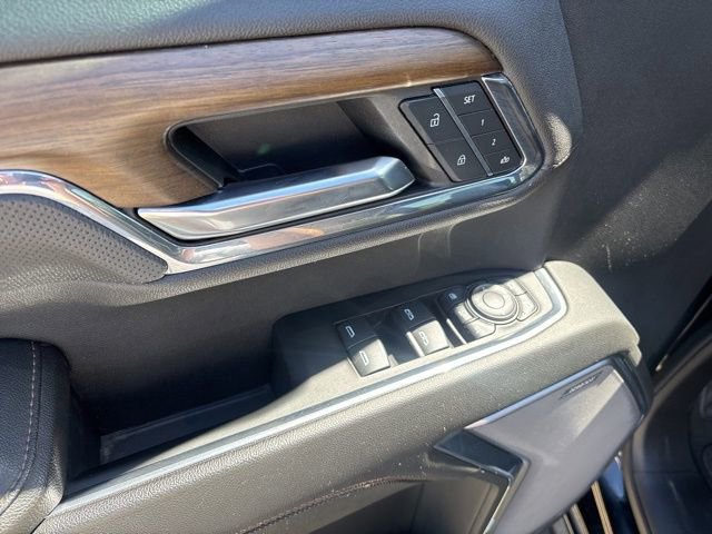 Used 2024 Chevrolet Silverado 2500 High Country w/ High Country Premium Package AWD/4WD image 17