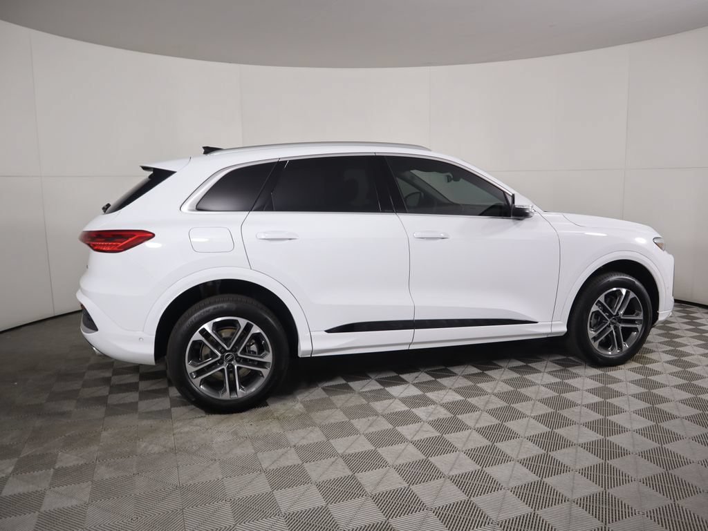 Used 2025 Audi Q5 Premium w/ Premium Plus AWD/4WD image 5