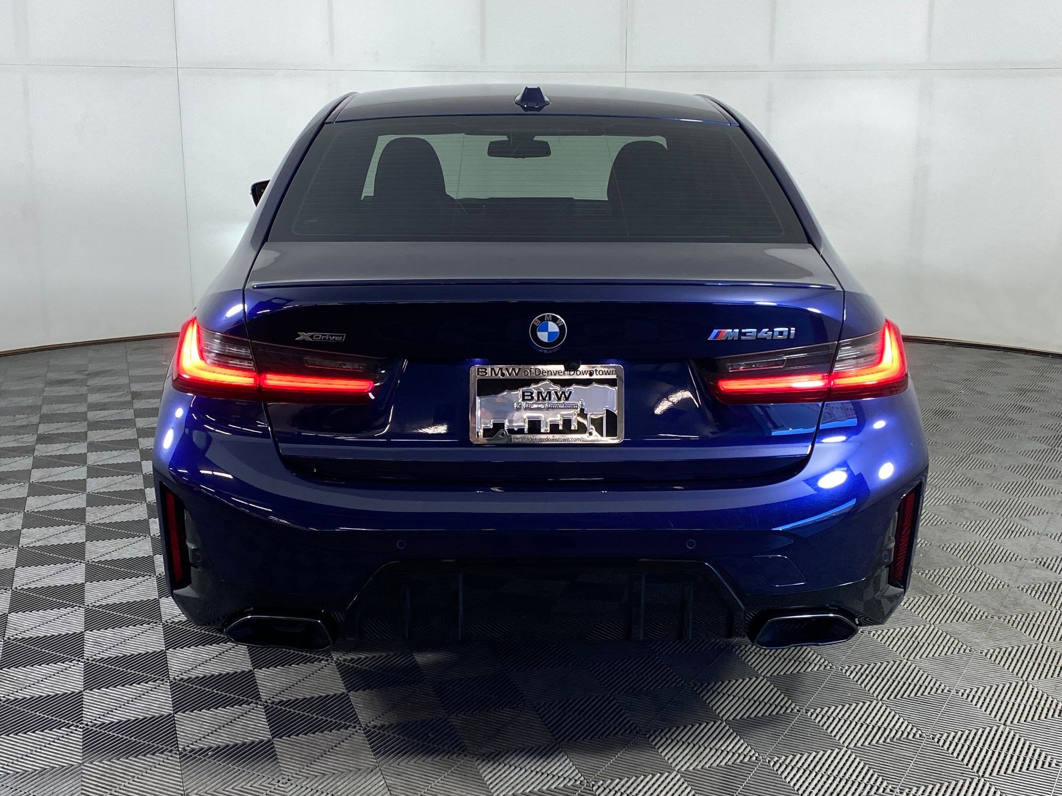 Used 2024 BMW M340i xDrive w/ Driving Assistance Package image 10
