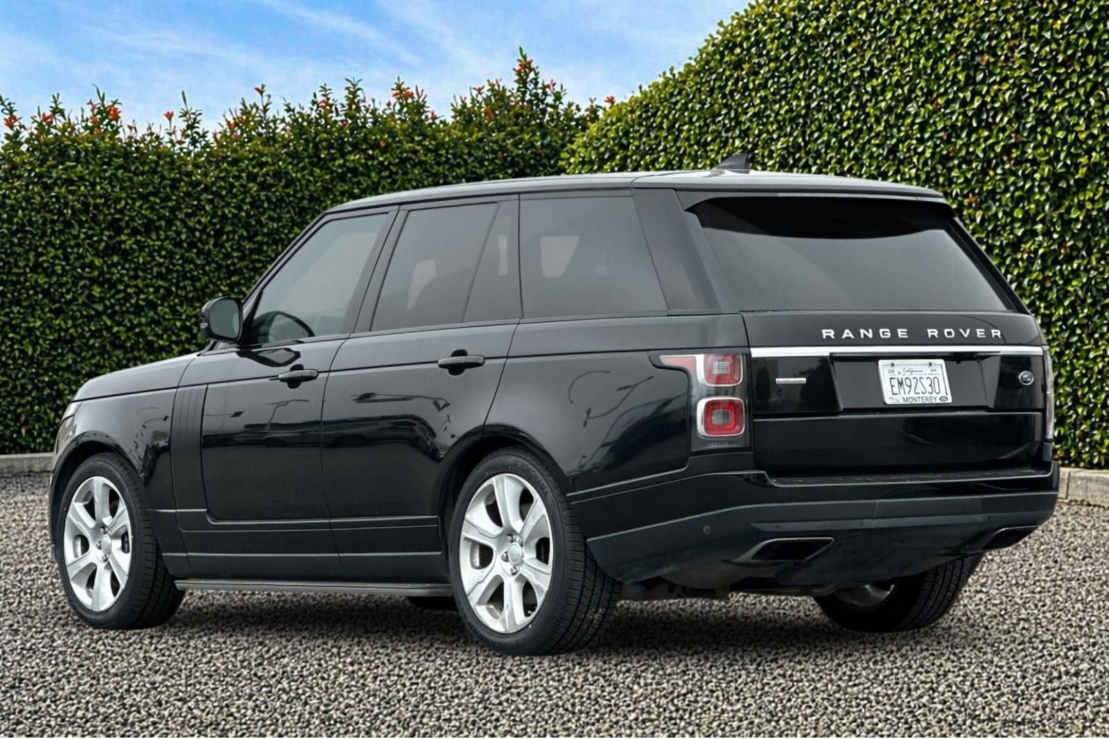 Used 2019 Land Rover Range Rover Supercharged AWD/4WD image 6