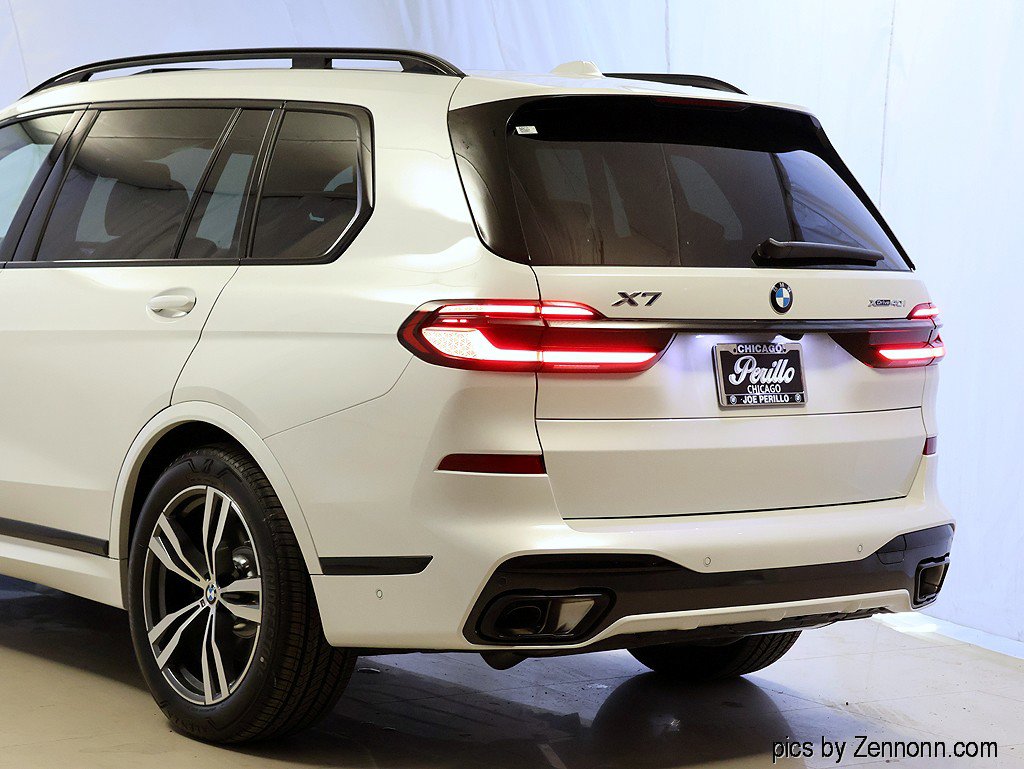 Used 2026 BMW X7 xDrive40i image 8