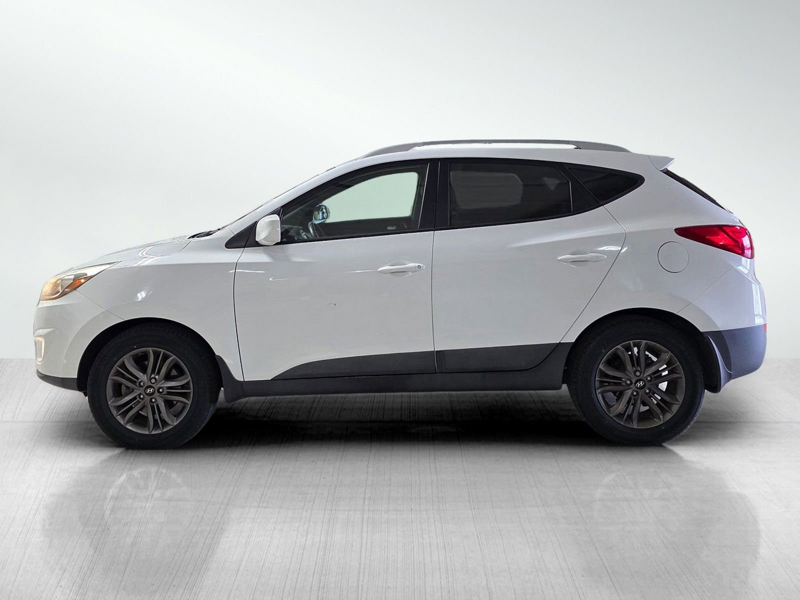 Used 2014 Hyundai Tucson SE image 4