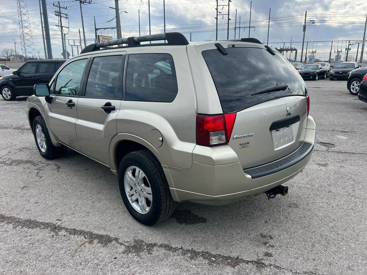 Used 2007 Mitsubishi Endeavor LS image 7