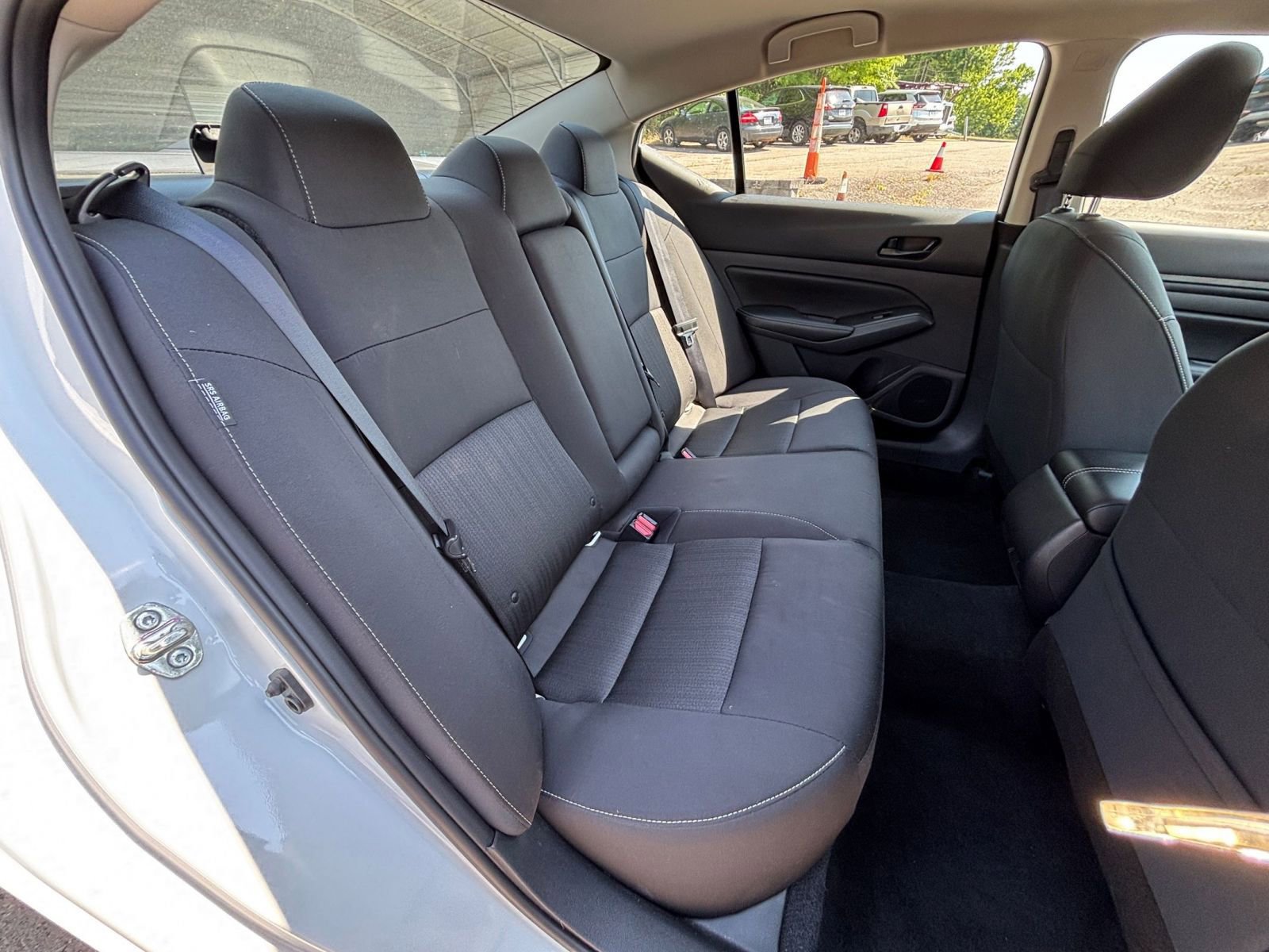 Used 2025 Nissan Altima 2.5 SV FWD image 35