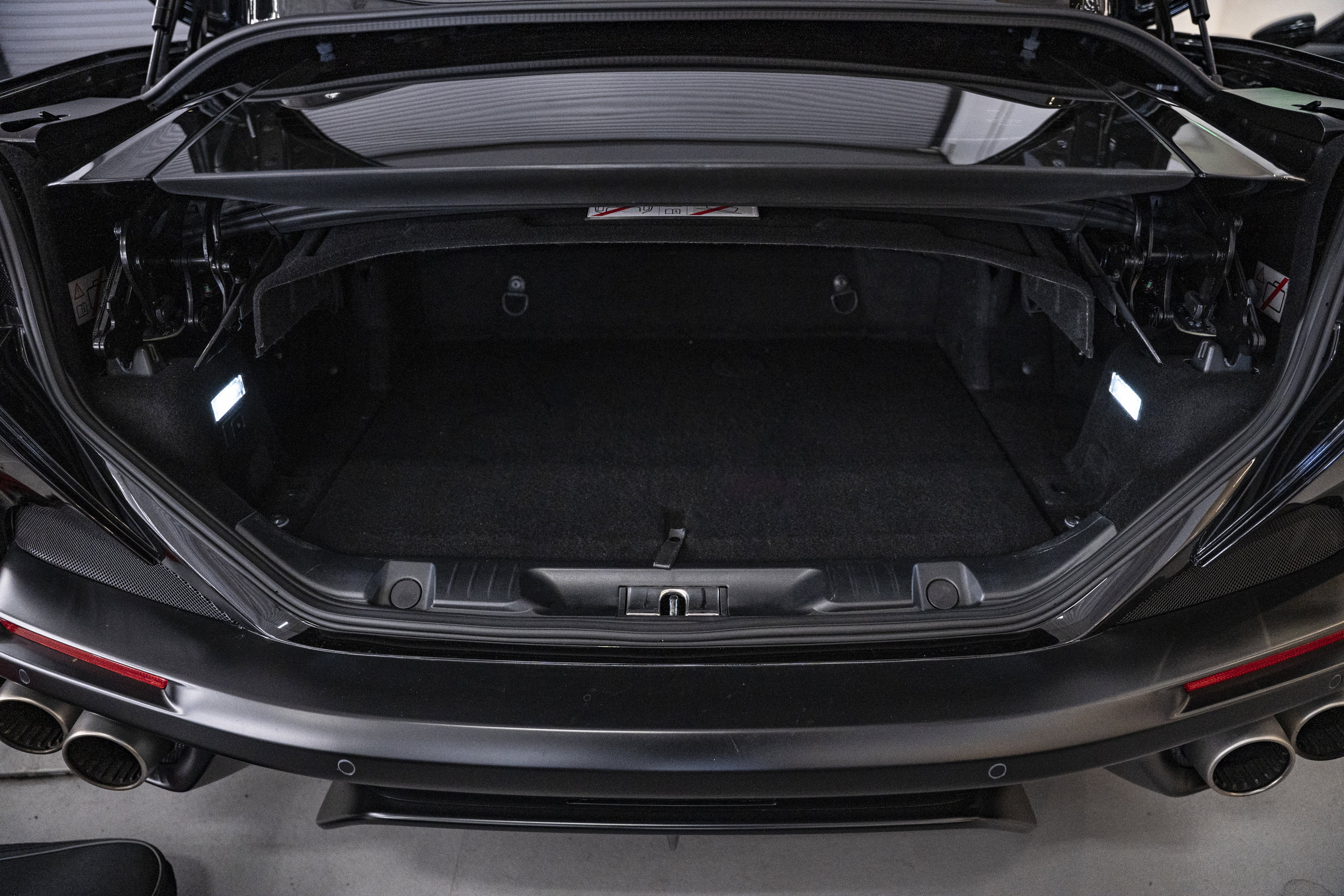 Certified 2019 Ferrari Portofino image 44