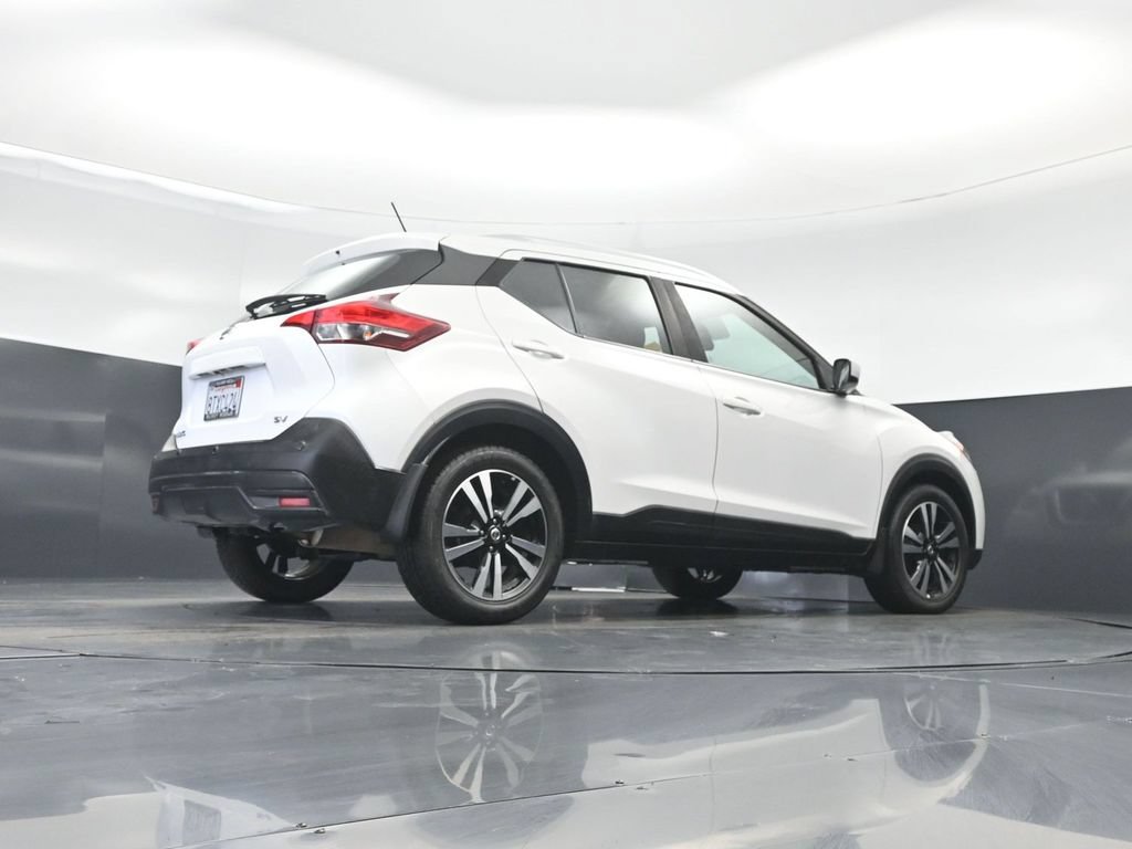 Used 2020 Nissan Kicks SV FWD image 46