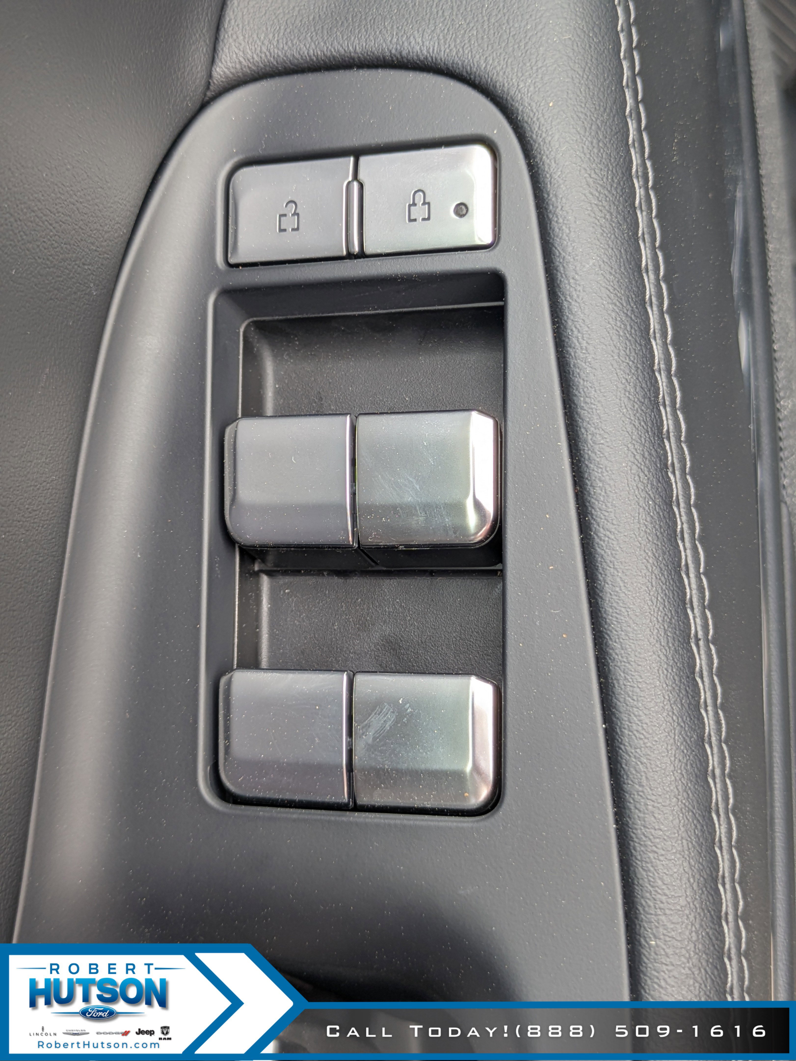 New 2026 Lincoln Navigator Reserve w/ Jet Appearance Package image 21