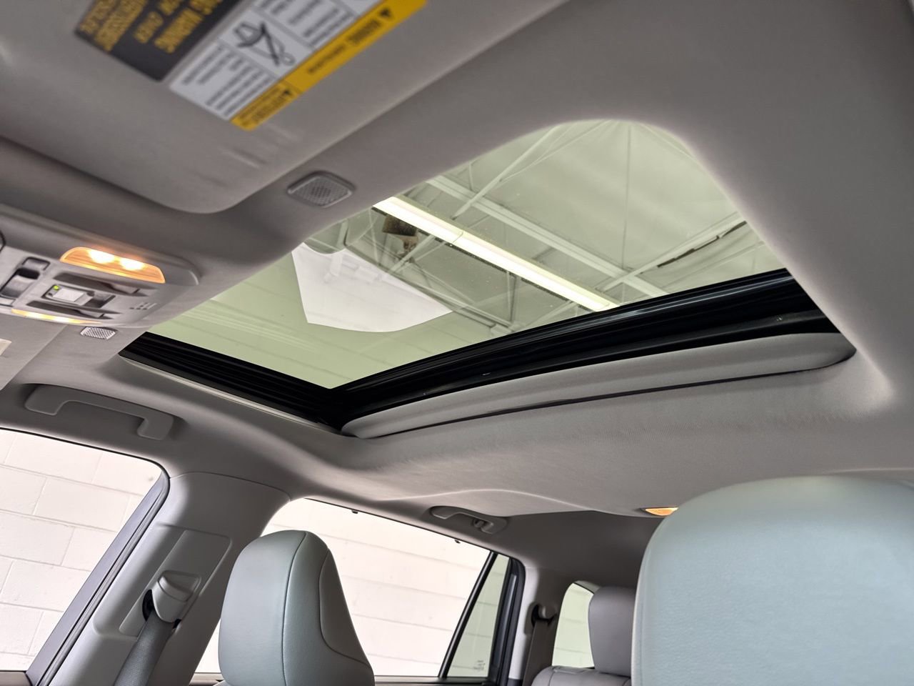 Used 2023 Toyota Highlander XLE image 17