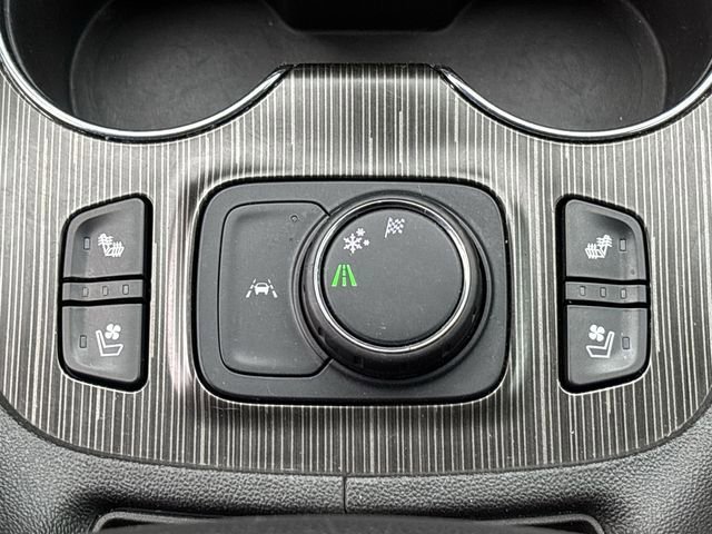 Used 2021 GMC Acadia SLT w/ Elevation Edition FWD image 22