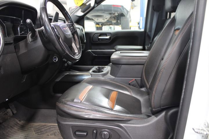 Used 2020 GMC Sierra 1500 AT4 w/ AT4 Premium Package AWD/4WD image 14